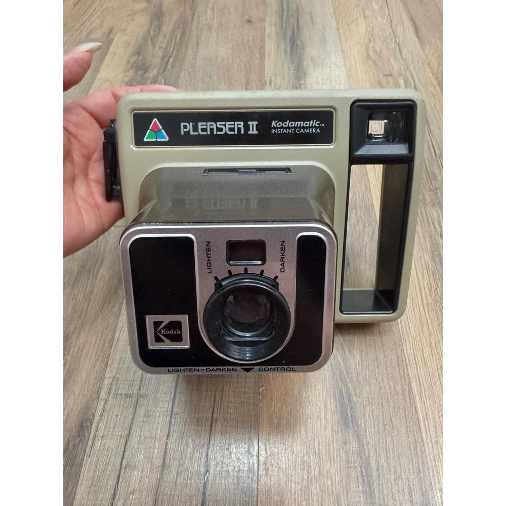 Kodak Pleaser II Kodamatic Instant Camera Vintage Film Camera Retro‎